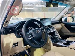 تۆیۆتا لاند کروزەر